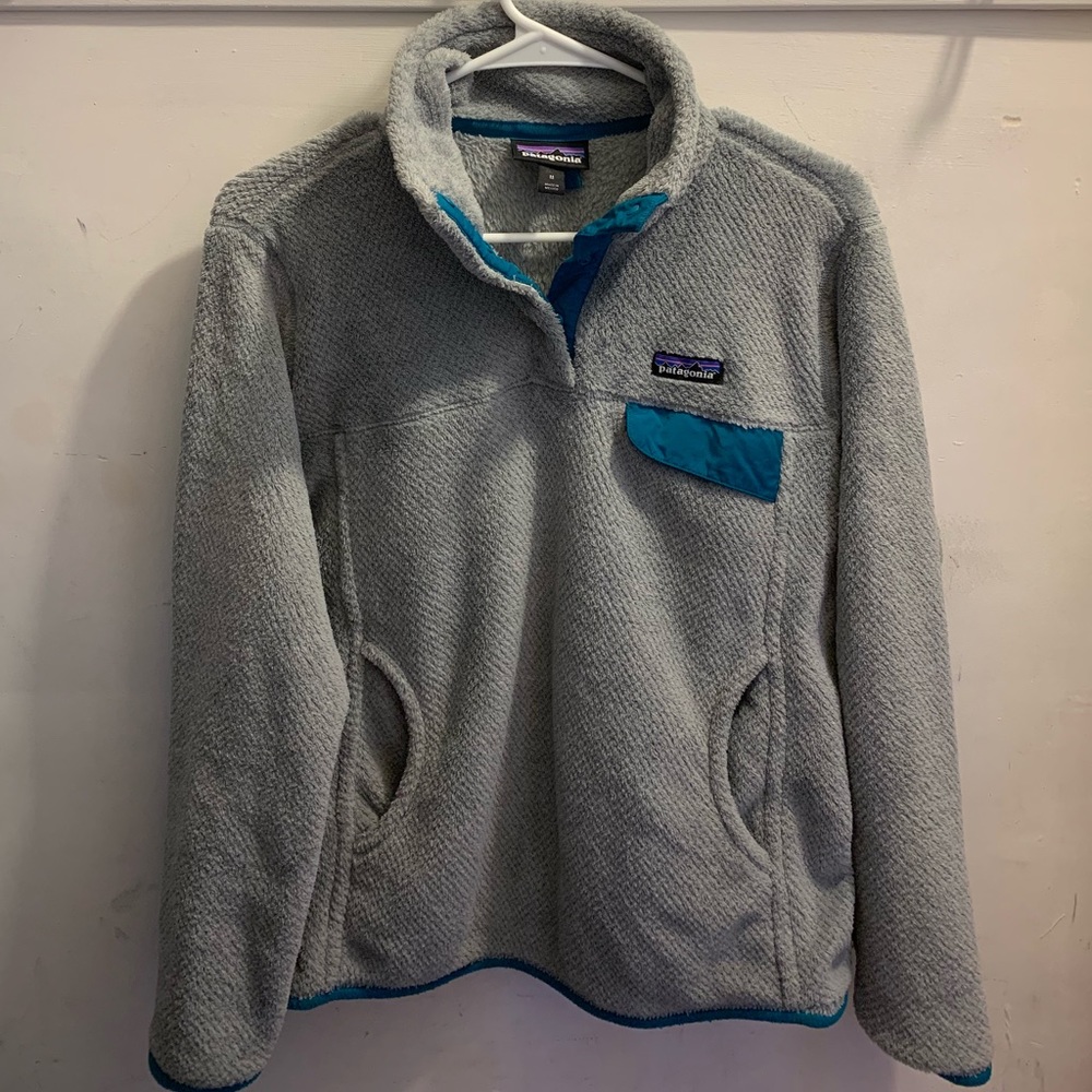 Grey Patagonia fleece